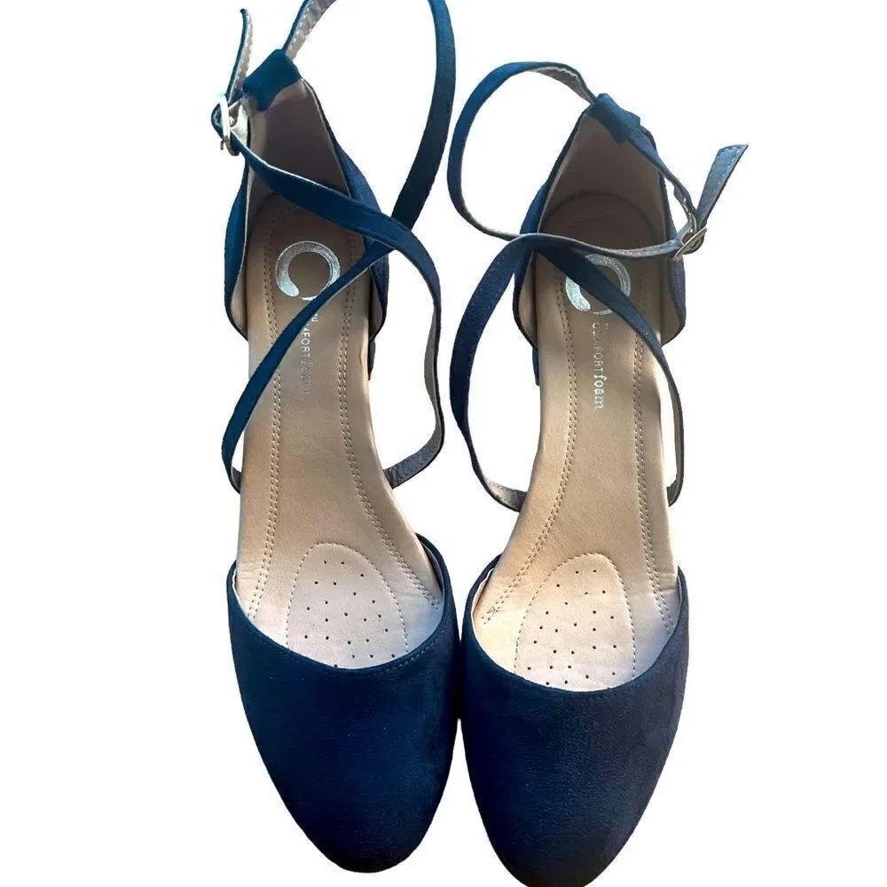 NWOB Journee Tru Comfort Foam Navy Blue Velvet Block Heel Pumps Shoes size 11